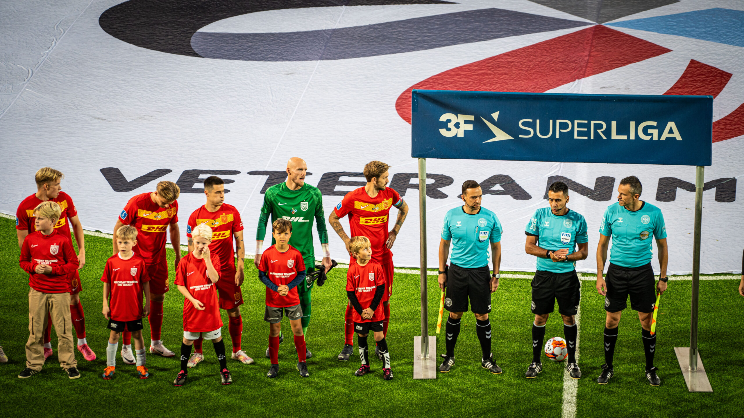 Veteran Match: Kom gratis til topfodbold, ishockey og håndbold